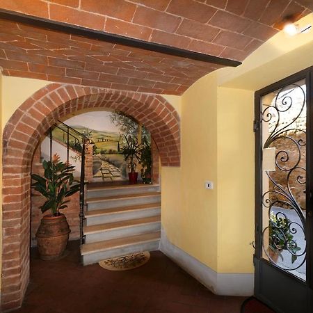 Casa Vacanze Oliviera Пиенца Екстериор снимка